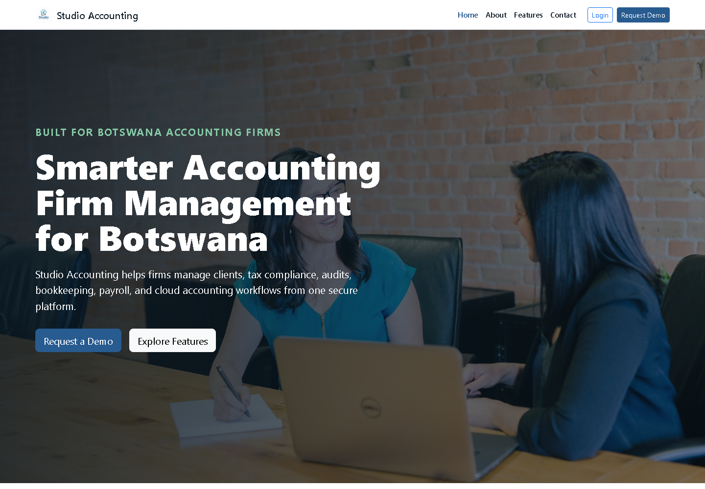 Studio Accounting software website screenshot